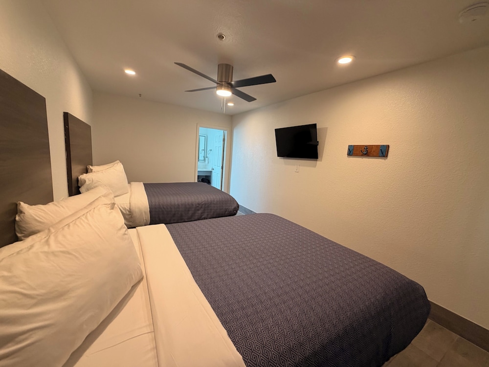 Holland Inn And Suites 18/51