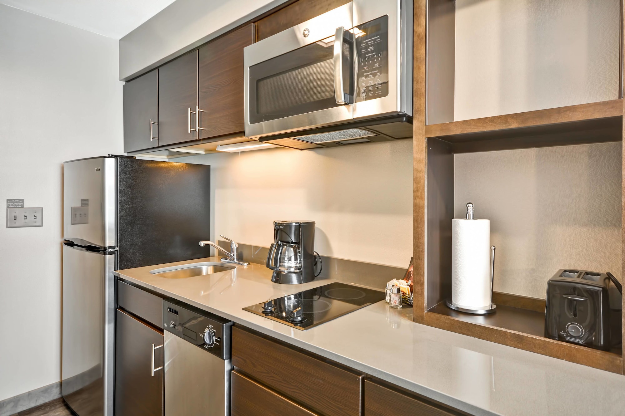 جناح أساسي بسريرين كوين بغرفتي نوم مع أريكة، TOWNEPLACE SUITES CRANBURY SOUTH BRUNSWICK 6/8