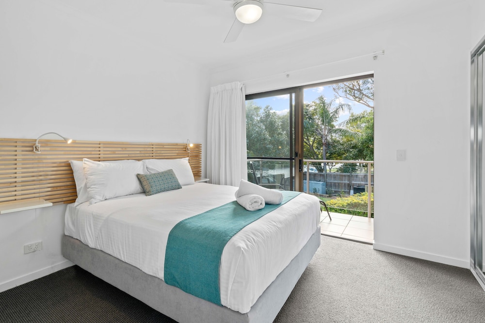 CULGOA POINT BEACH RESORT 22/72