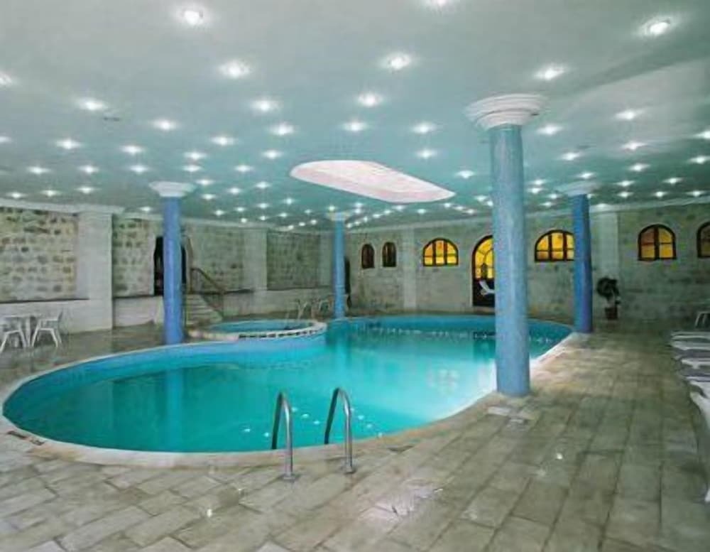 AMRA PALACE HOTEL 28/50