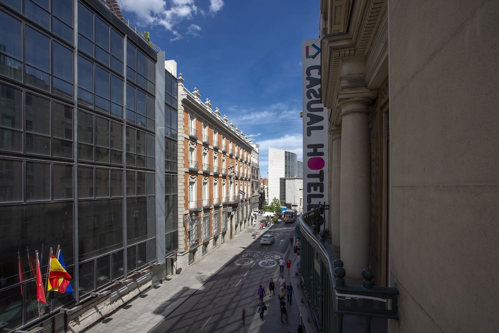 CASUAL MADRID DEL TEATRO 69/75