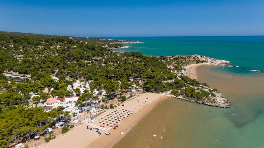 Villaggio Capo Vieste 35/50