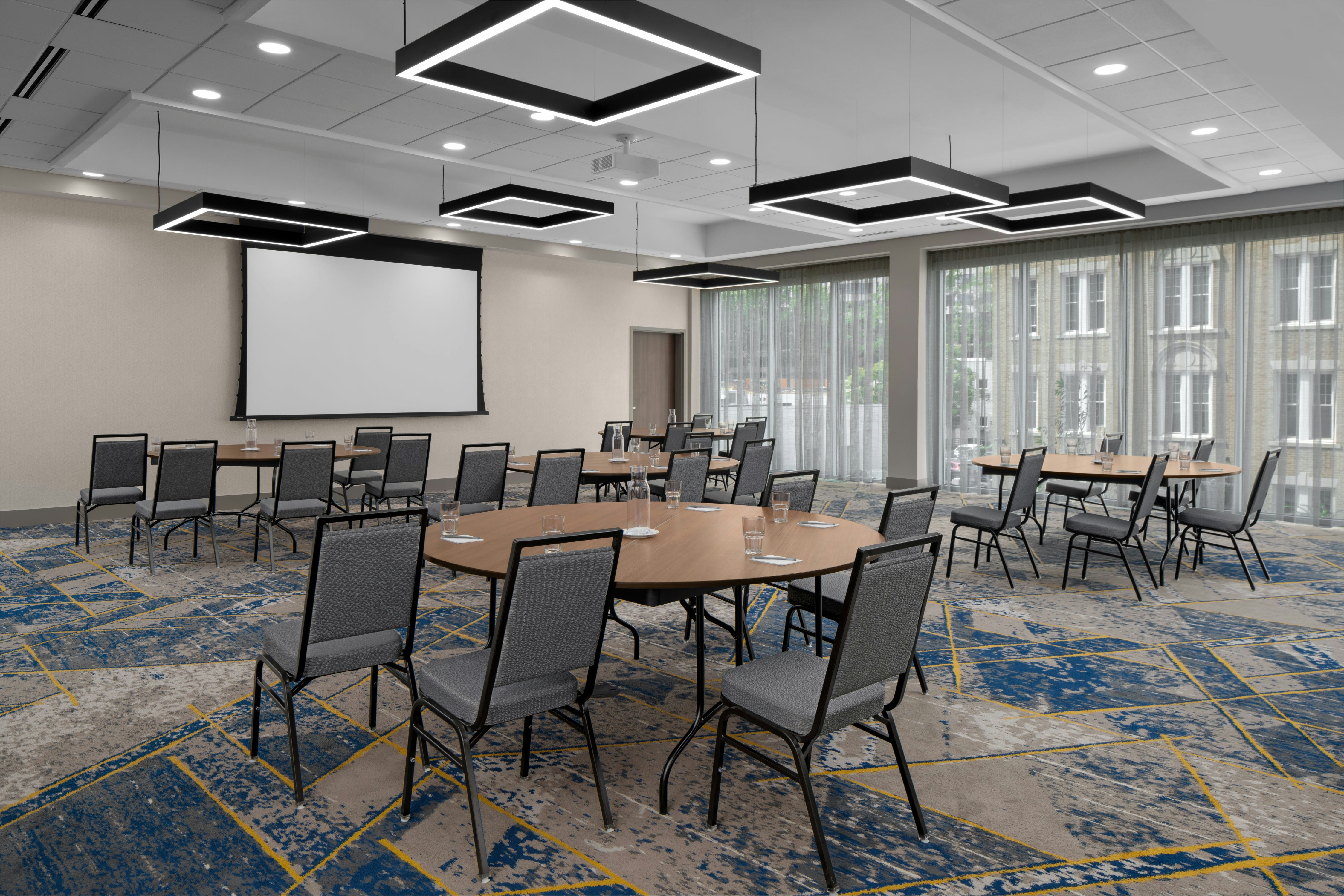 Homewood Suites by Hilton Charlotte Uptown First Ward 27/33