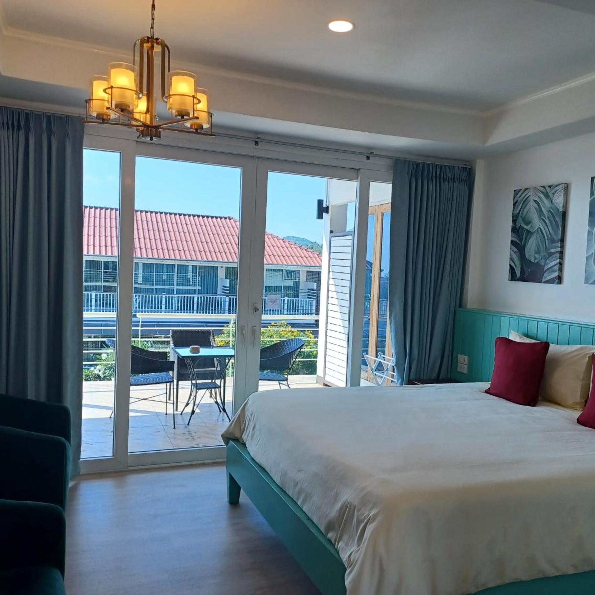 Room, Double Bed