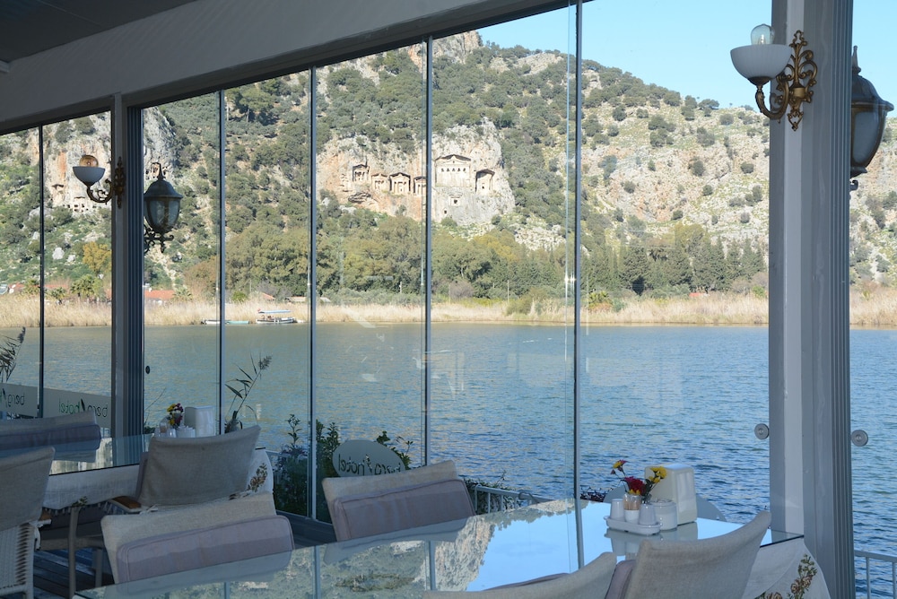 Berg Hotel 24/50