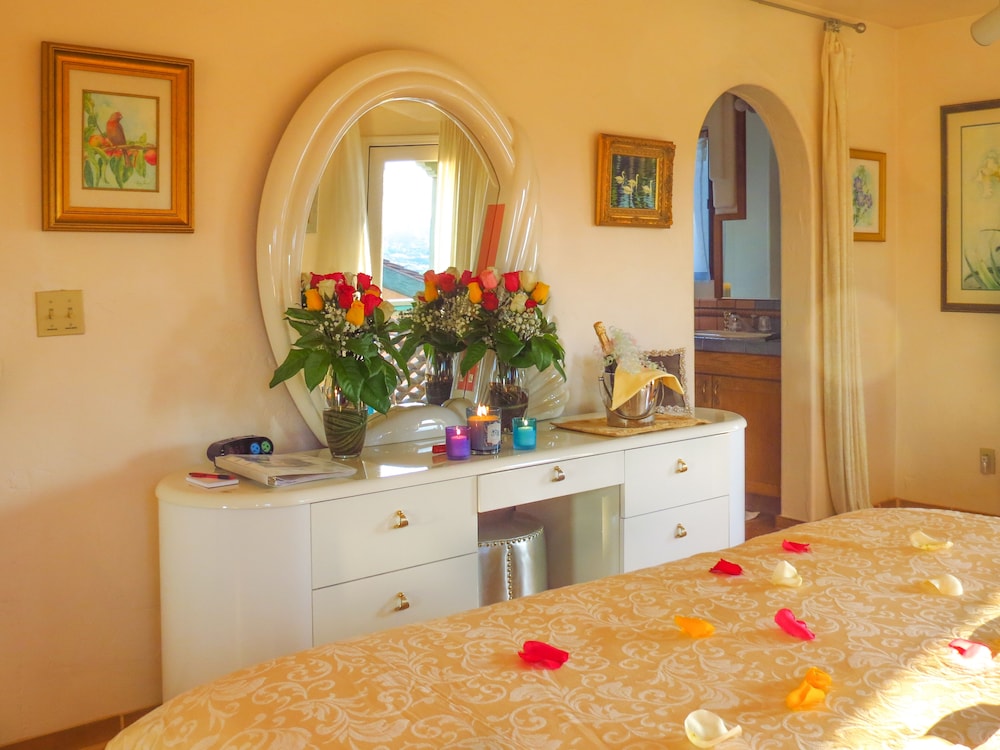 Topanga Canyon Inn Bed and Breakfast 2/49