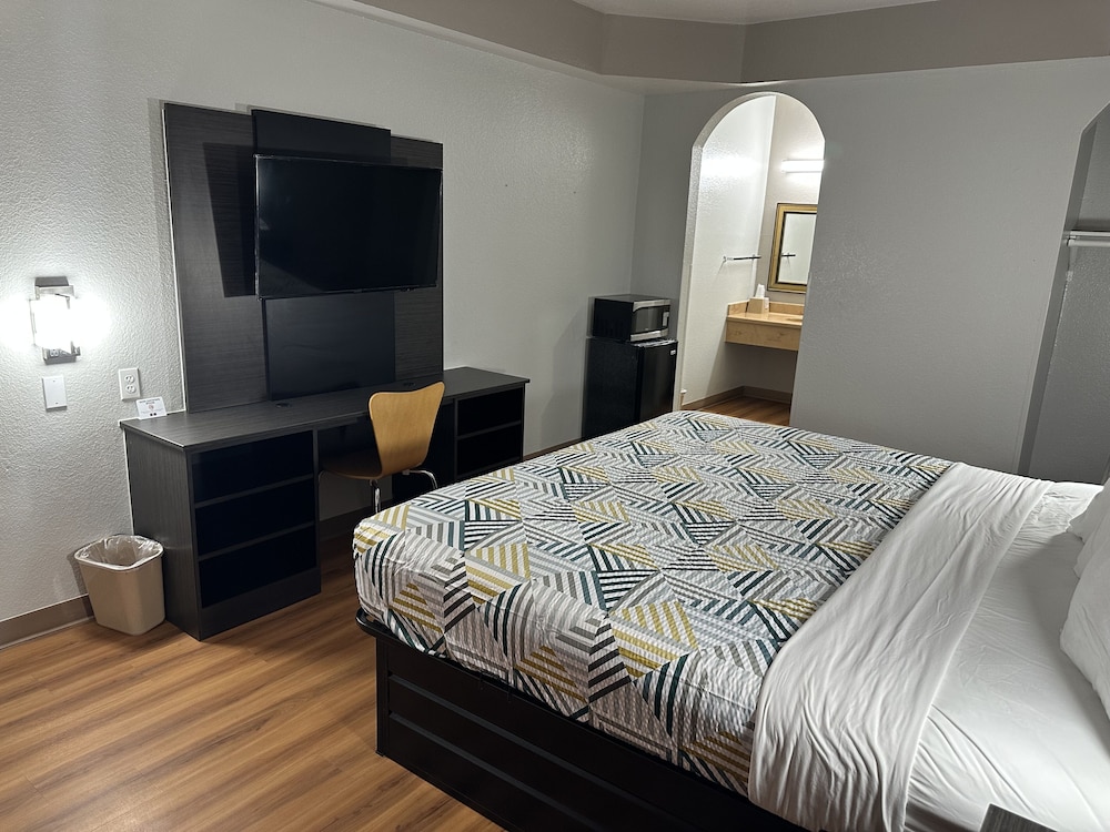 Motel6 Alvarado, TX 19/33