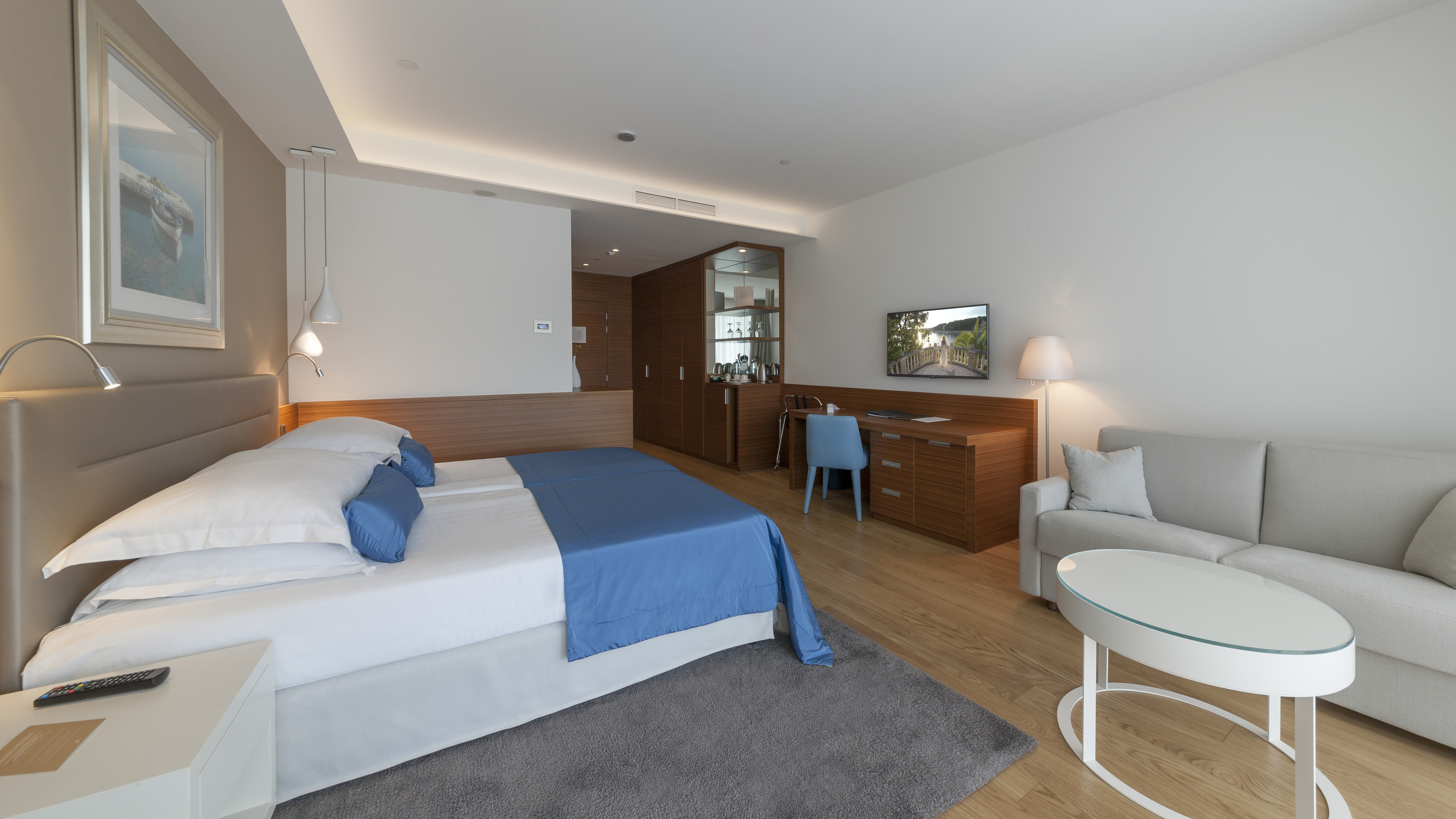Deluxe, Double Bed, Sea Side, Balcony