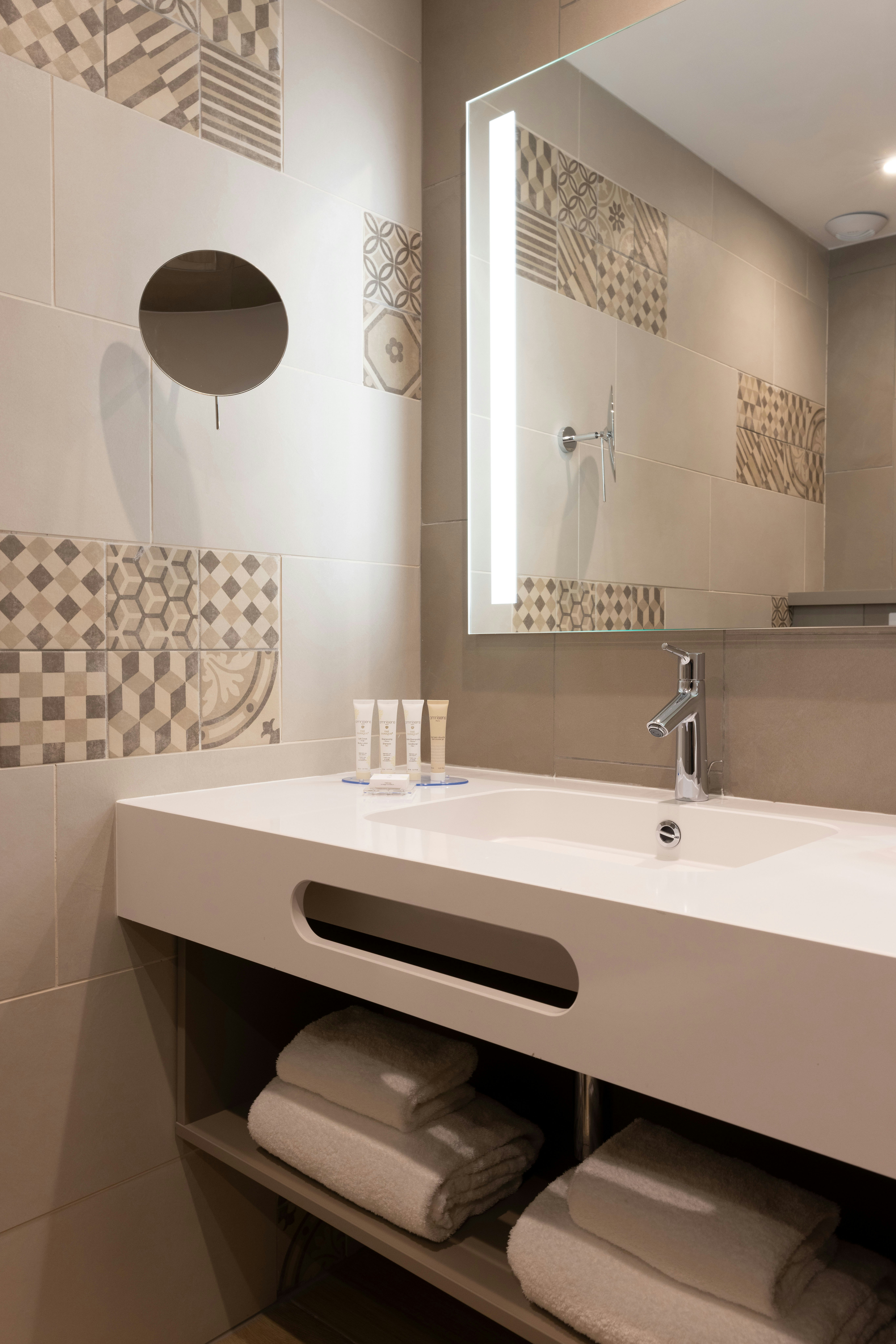 جناح جونيور بسرير كينج، Hilton Garden Inn Le Havre Centre 4/4
