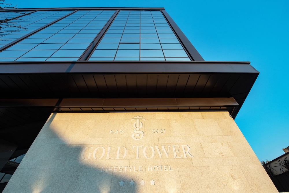 Gold Tower Lifestyle Hotel 5/60