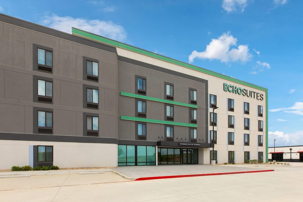 ECHO Suites Extended Stay by Wyndham Fort Worth Alliance 5/59
