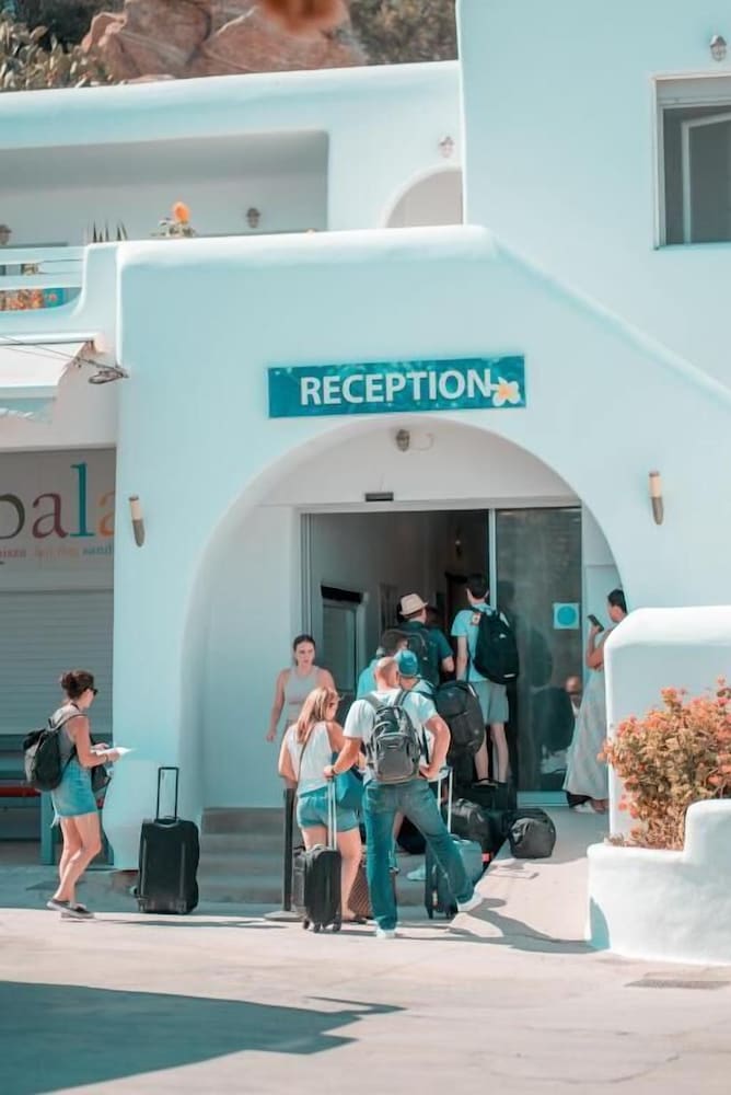 Paradise Beach Resort - Adults Only 8/69