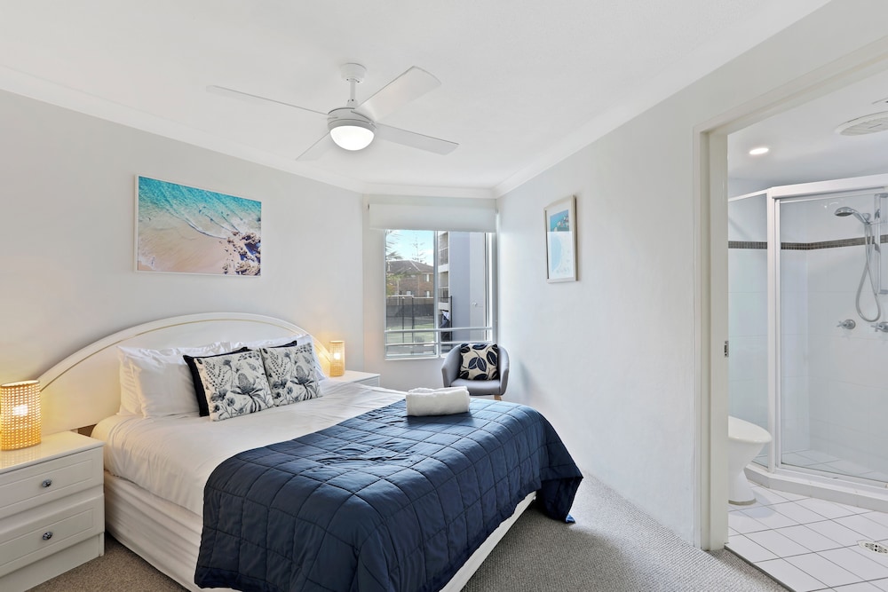 2 BEDROOMS, STANDARD