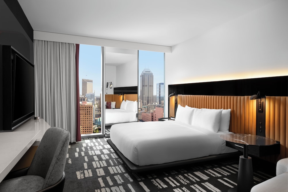Signia, Club, King Bed, Accessible، Signia By Hilton Indianapolis 3/4