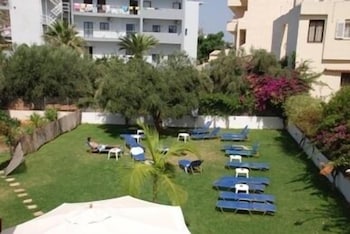 Emerald Studios Malia 17/23