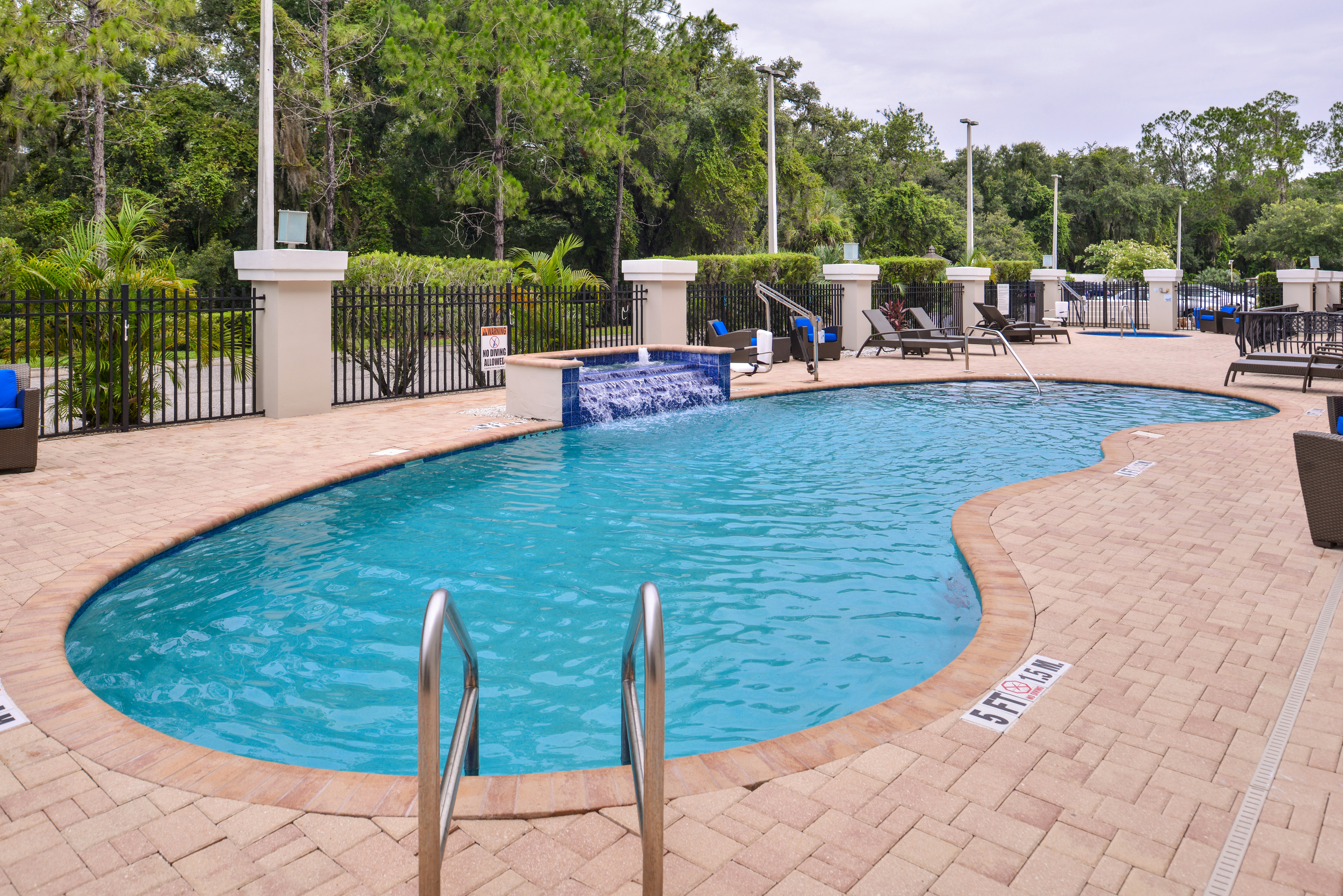Holiday Inn Express Tampa N I-75 - University Area by IHG 67/69