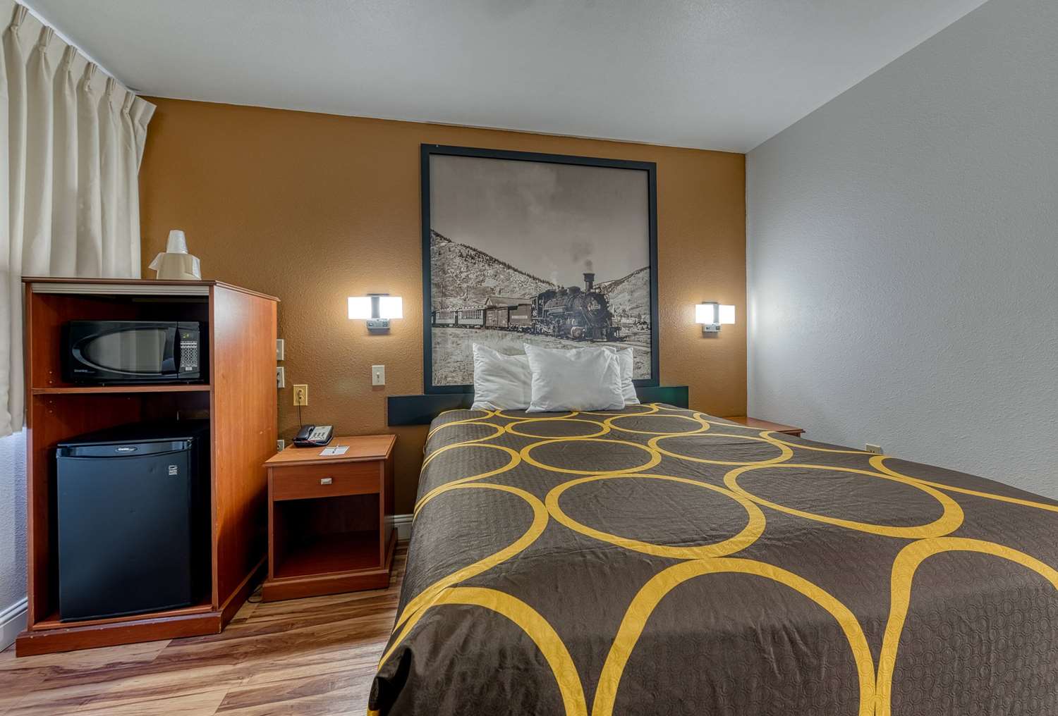 Super 8 By Wyndham Alamosa 25/51