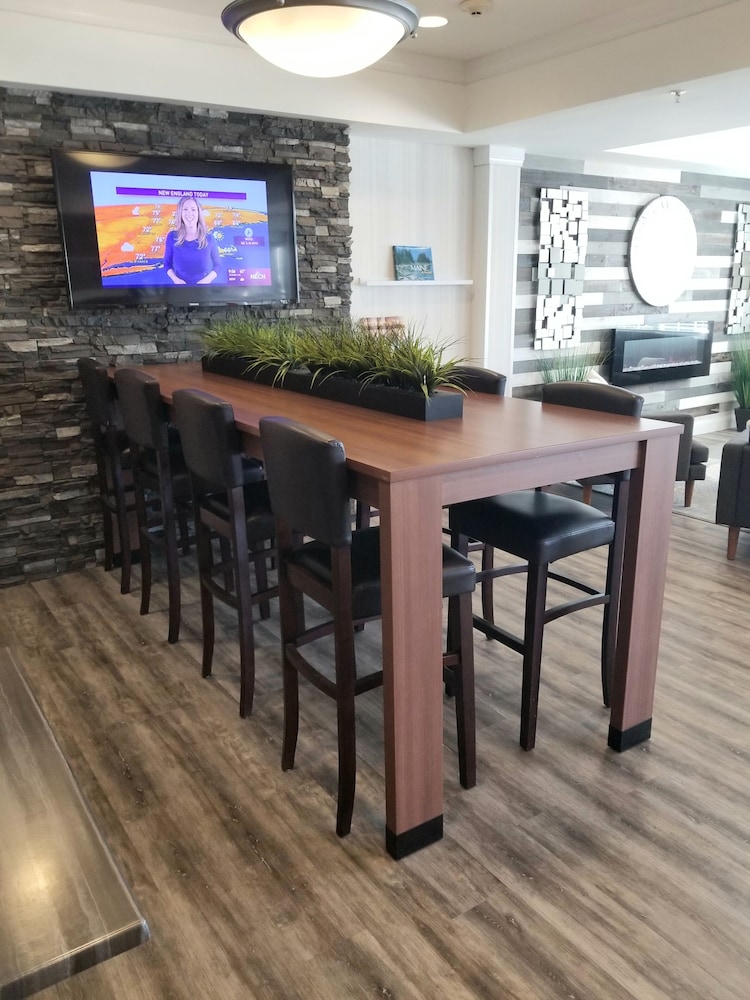 Microtel Inn & Suites by Wyndham York 39/45