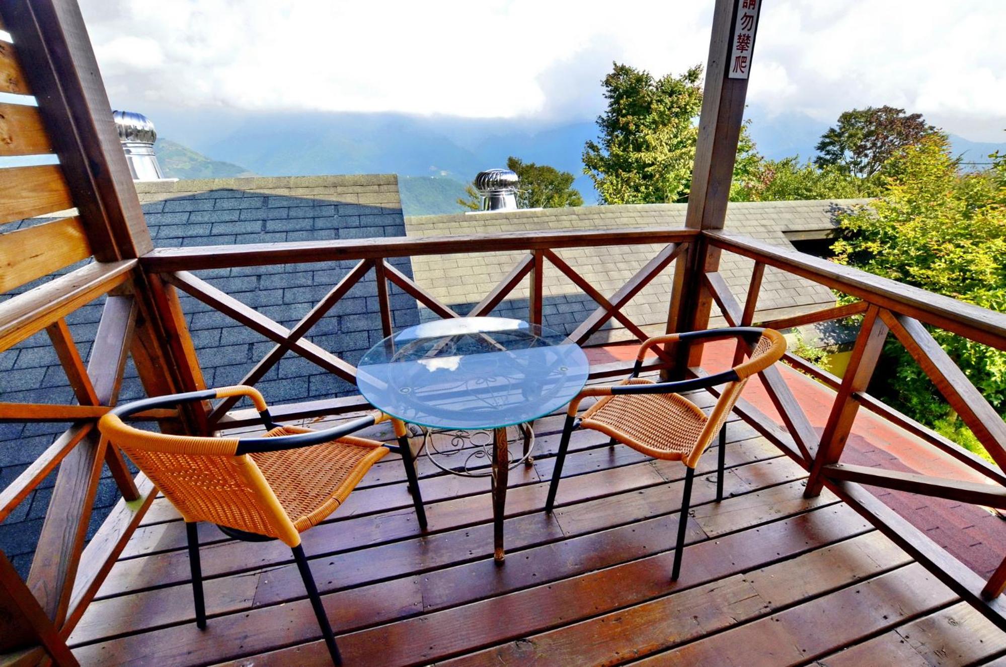 Shiyai Taoyuan B & B 23/30