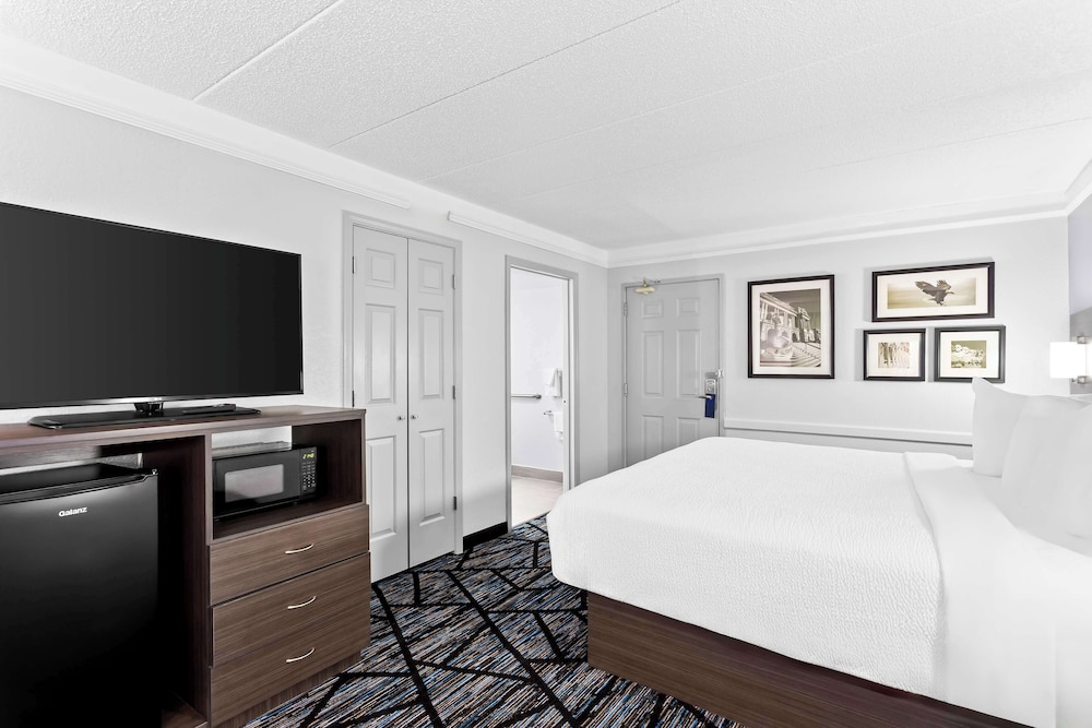 Best Western Schaumburg - O’Hare NW 38/43