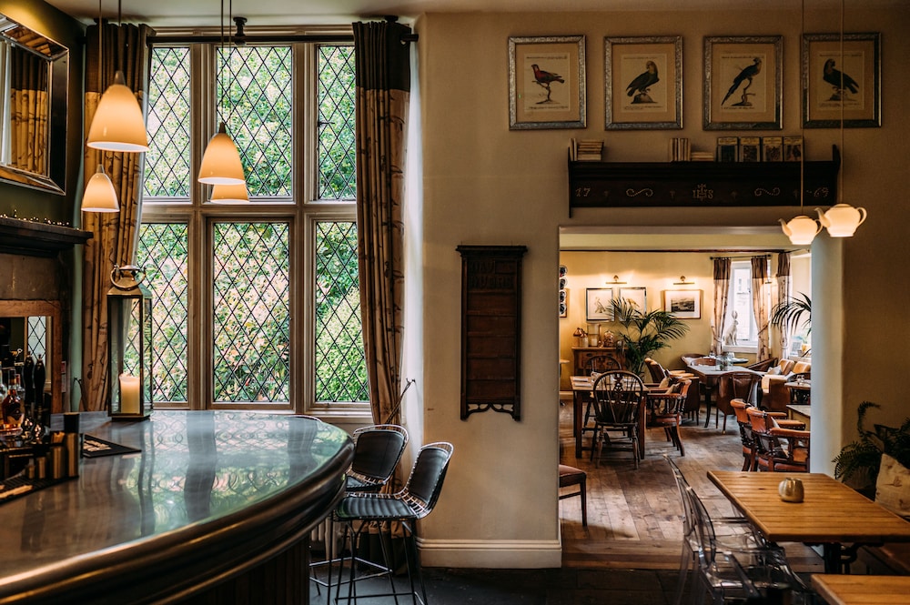 Falcon Manor Hotel 31/49