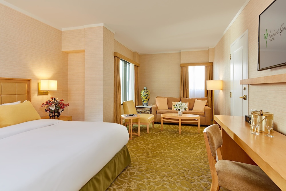 JUNIOR SUITE, KING BED