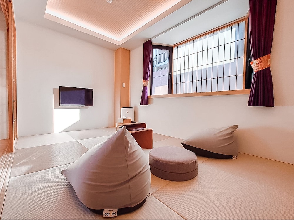 غرفة عائلية بسريرين منفصلين وفرشتي فوتون بحوض استحمام، Hotel Imagine Kyoto 8/10