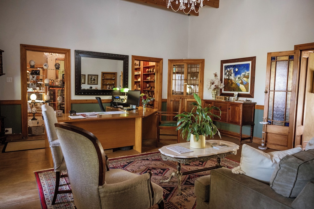 De Denne Guest House 29/50