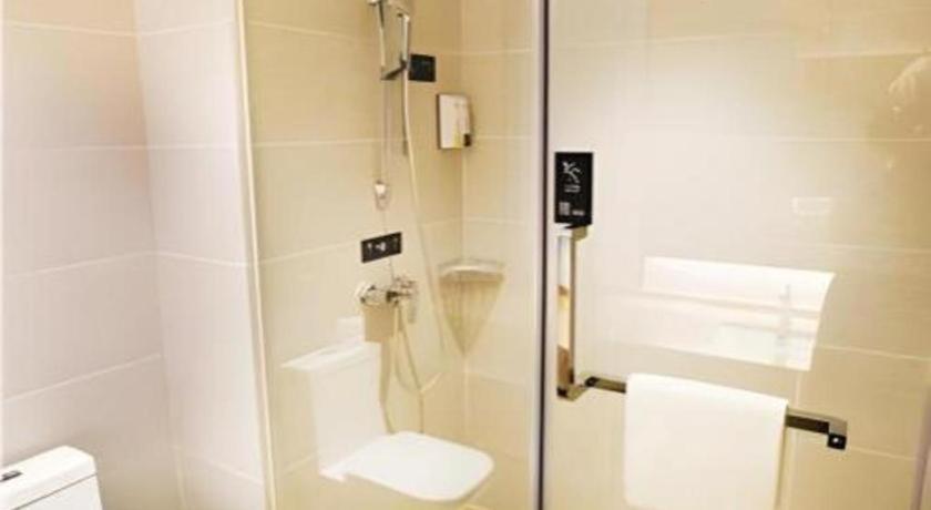 City Comfort Inn (Zhaoqing Dawang Wandu Square) 28/31