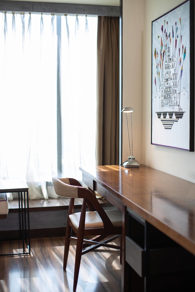 Renaissance Ahmedabad Hotel 34/53