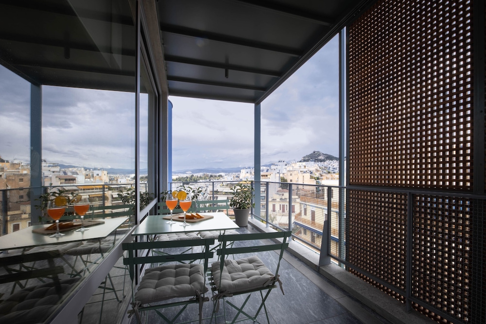 Athens BlueBuilding 27/50