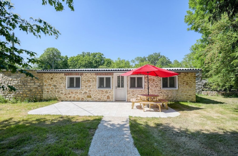 Le Petit Chateau de Barbizon au Bois du Mee 56/61