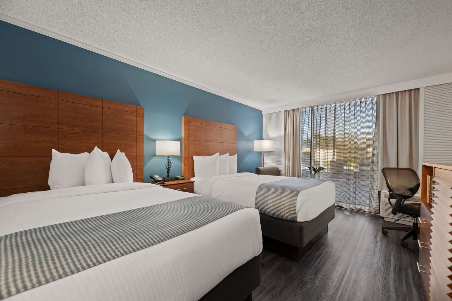 Room, 2 Double Beds, Pool Side, Patio