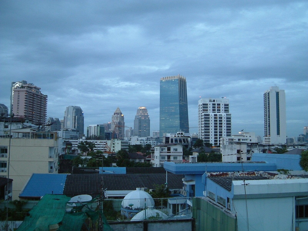 surroundings
