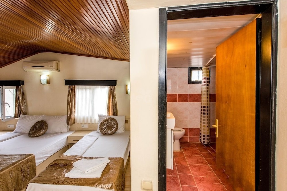 Olimpiyat Otel Izmir 50/50