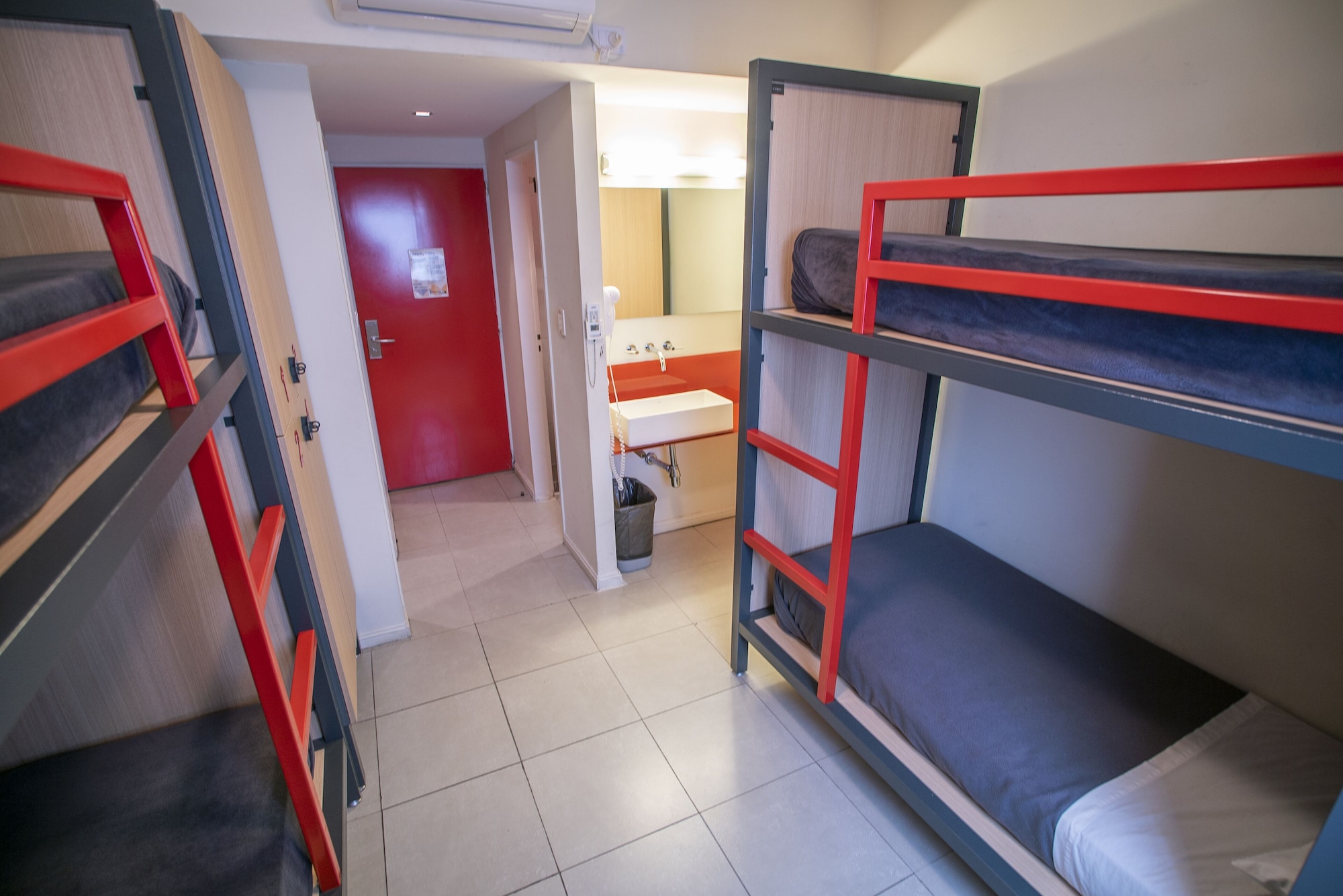 MIXED DORM, BASIC