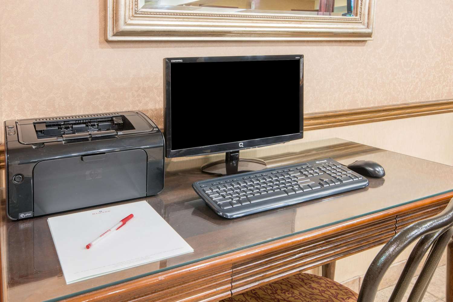 Ramada By Wyndham Lloydminster 22/27
