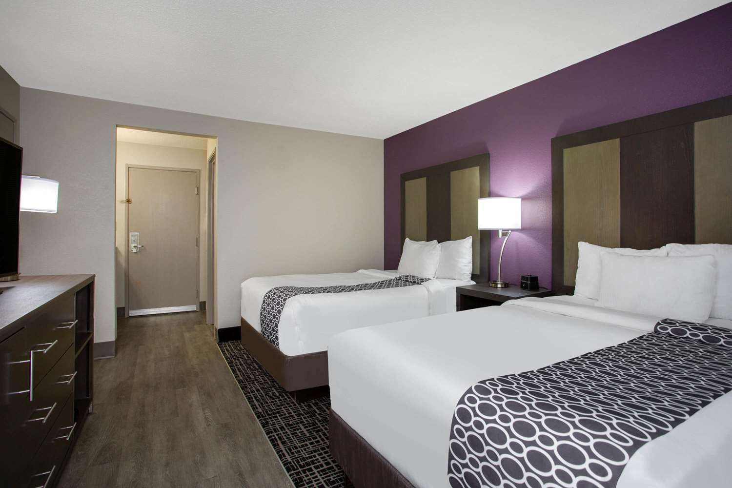 La Quinta Inn & Suites by Wyndham Roanoke Salem 23/58