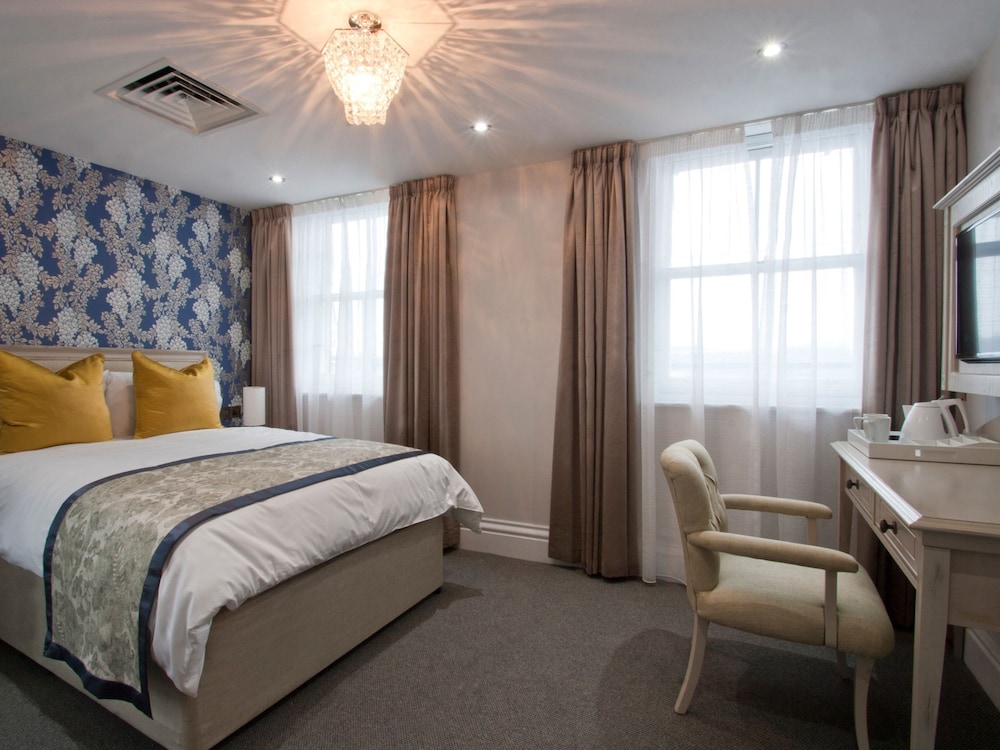 W12 ROOMS 15/58