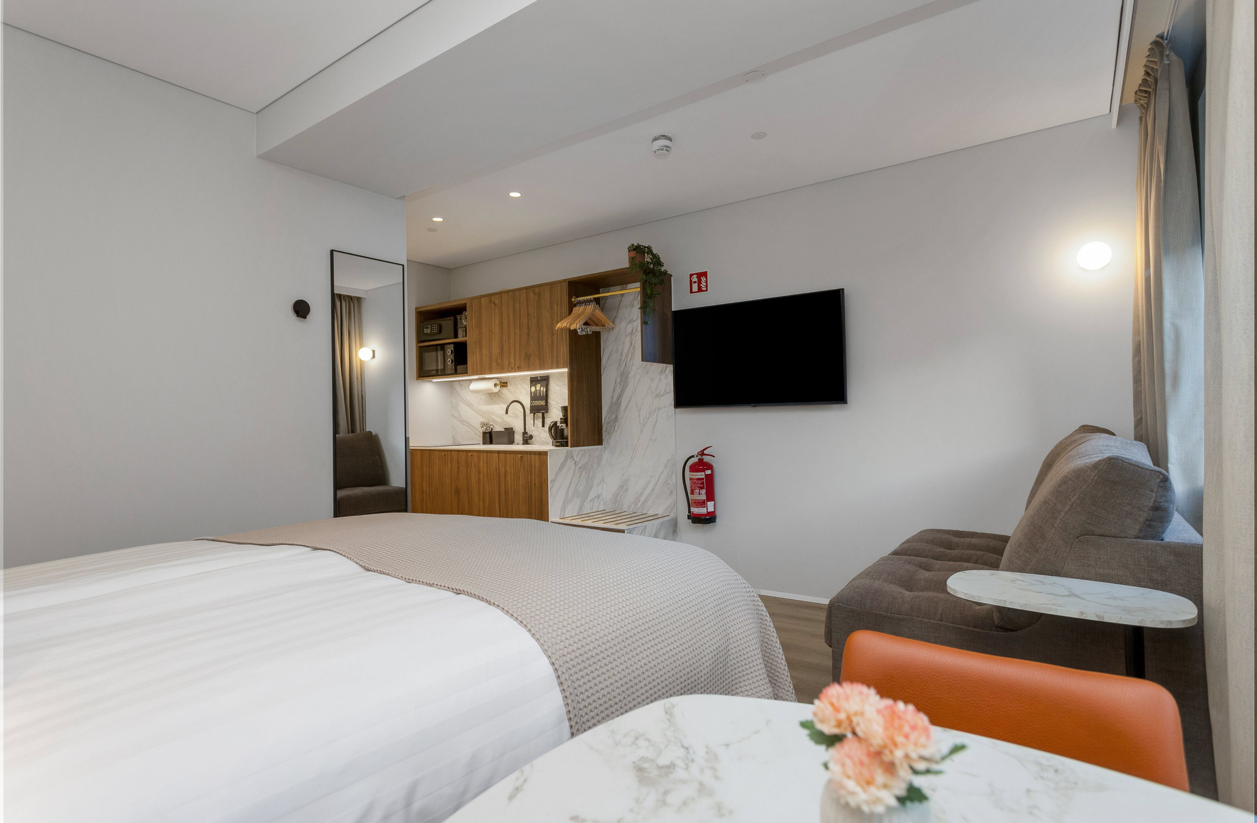 Candlewood Suites Reykjavik by IHG 25/50
