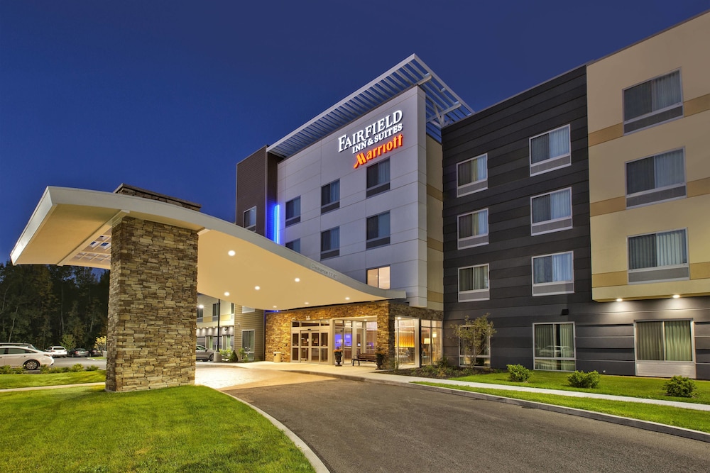Fairfield Inn Suites Plattsburgh 1/41
