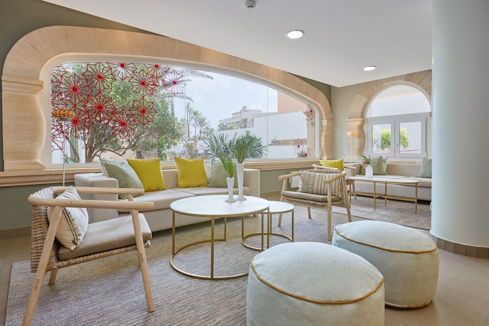 Universal Hotel Cabo Blanco Adults Only 60/75