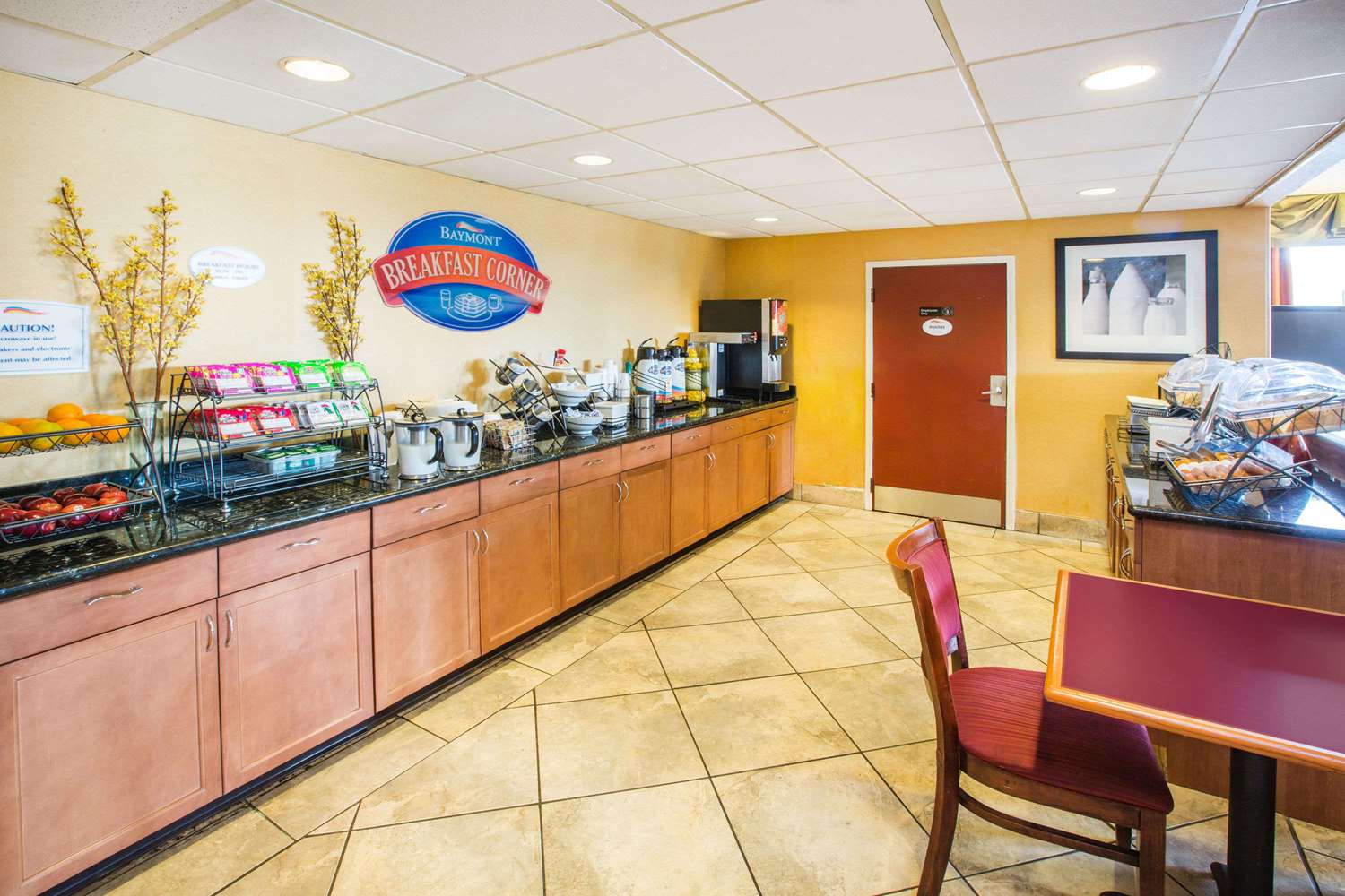 Baymont by Wyndham Mobile I-65 6/10