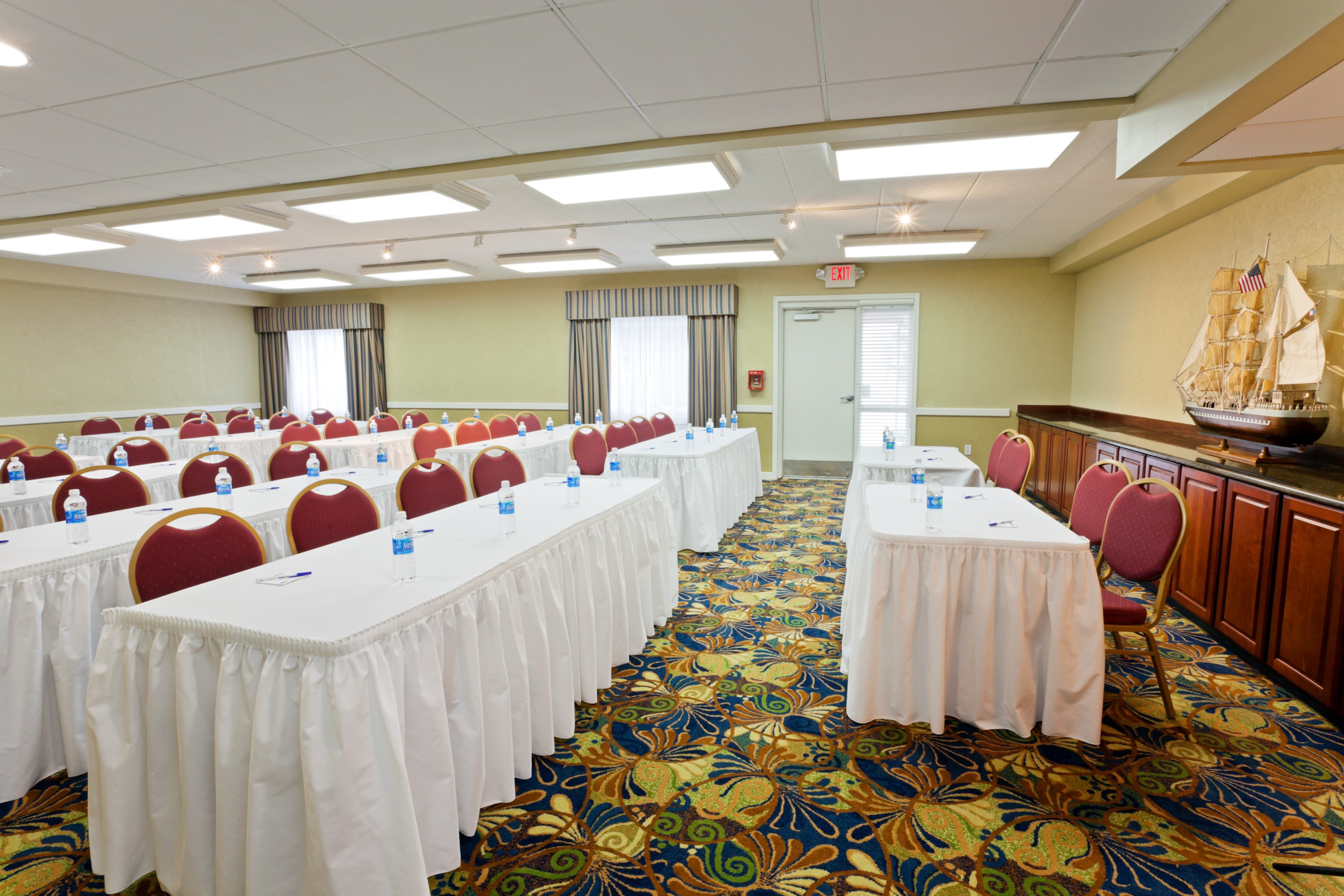 Holiday Inn Express Hotel And Suites Port Clinton Catawba Island 53/62