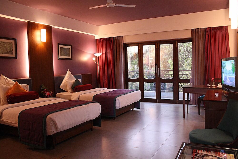Tangerine Boutique Resort 36/44
