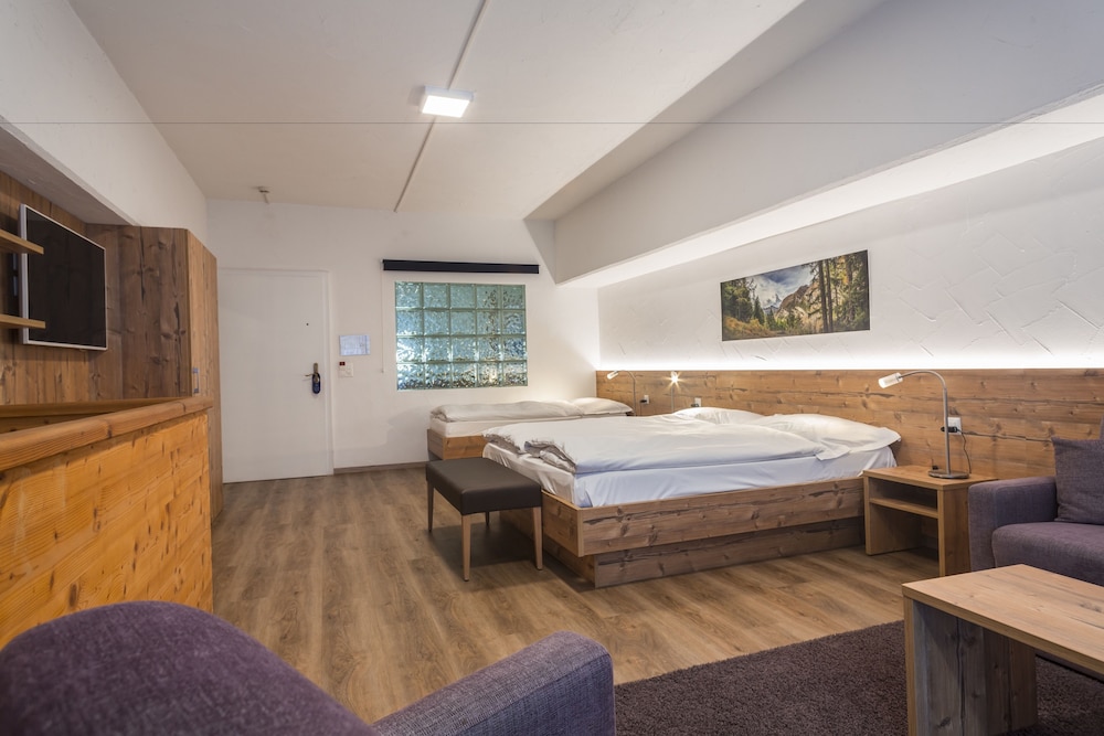 Zermatt Budget Rooms 14/49