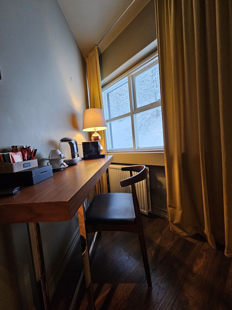 Hotel Akureyri 46/53