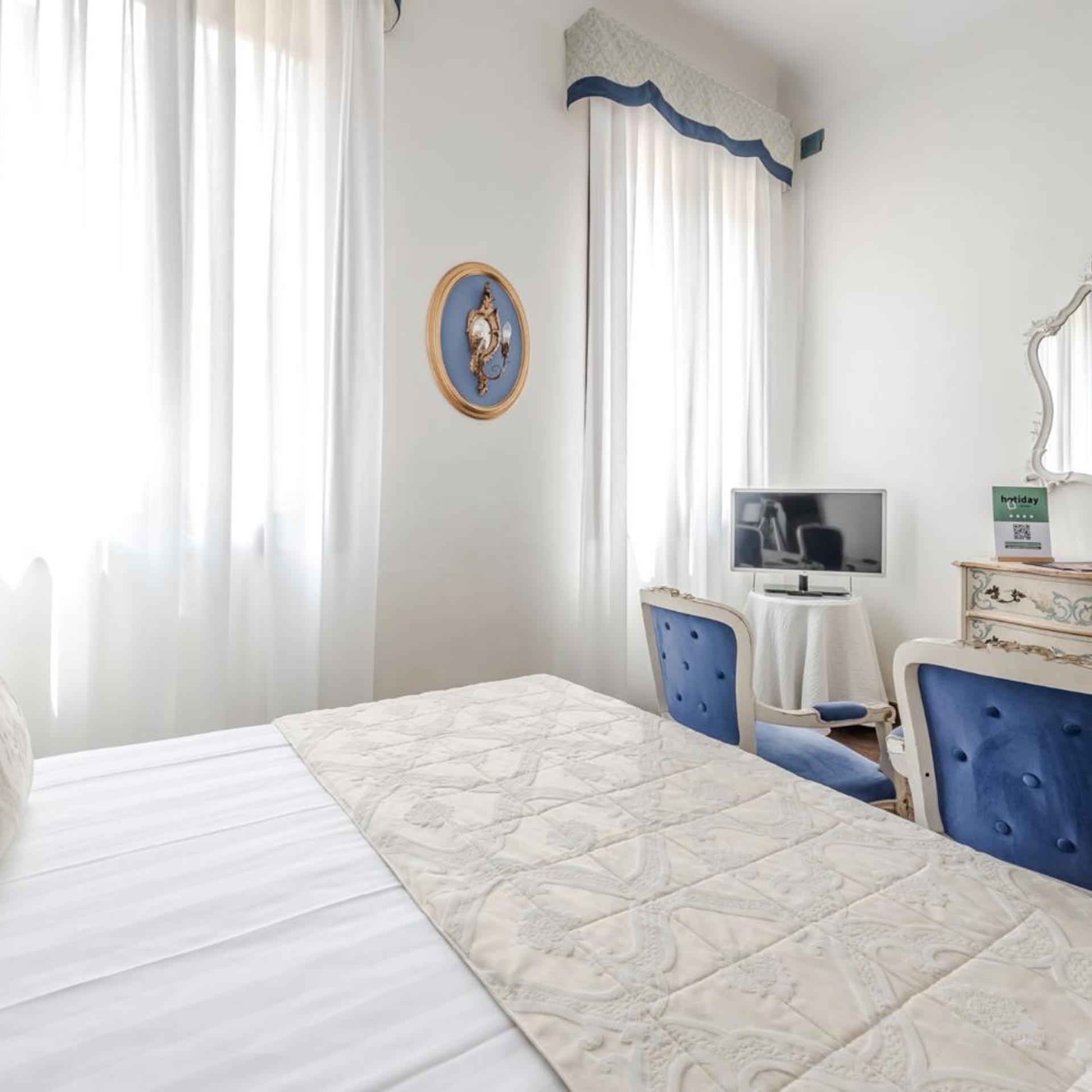 HOTIDAY Room Collection - Venezia Santa Lucia 16/50