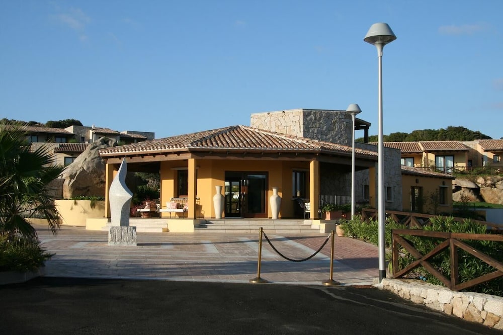 Residence Punta Falcone 2/50