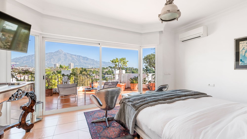 Molo 44 Suites Puerto Banus 29/85
